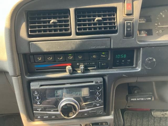 TOYOTA HILUXSURF WAGON 4WD 1995 Image 31