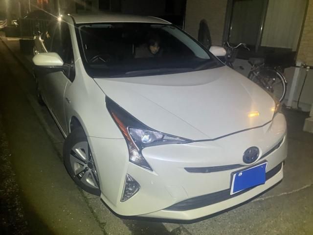 TOYOTA PRIUS 4WD 2016 Image 31