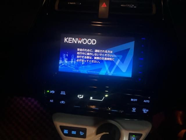 TOYOTA PRIUS 4WD 2016 Image 31