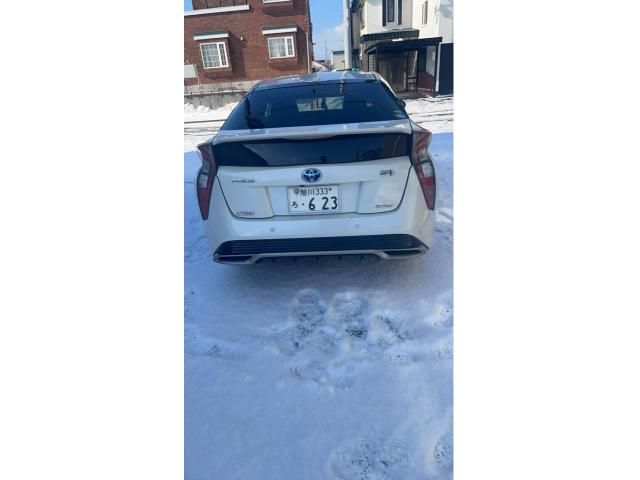 TOYOTA PRIUS 4WD 2017 Image 31