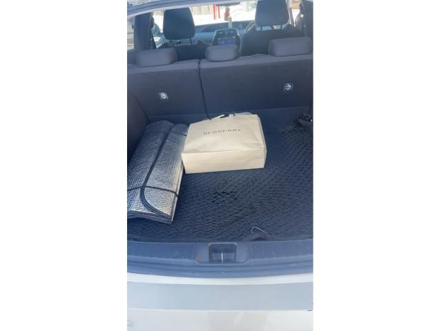 TOYOTA PRIUS 4WD 2017 Image 31