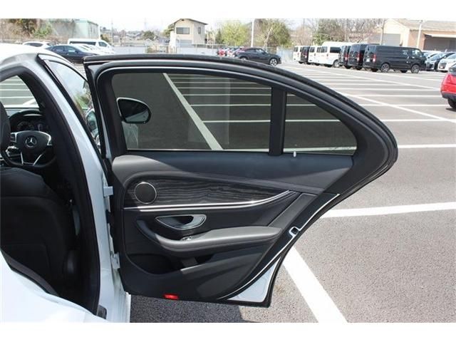 MERCEDES BENZ E CLAS 2016 Image 31