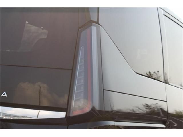 NISSAN SERENA  WG 2023 Image 31