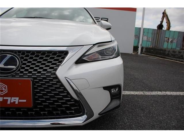 TOYOTA LEXUS CT200H 2018 Image 31