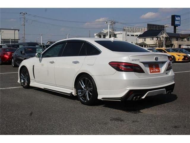 TOYOTA CROWN SEDAN HYBRID 2022 Image 31