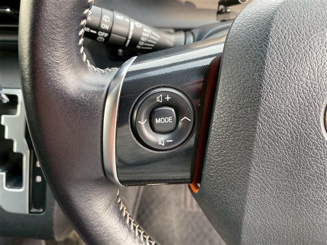 TOYOTA SIENTA HYBRID 2016 Image 31