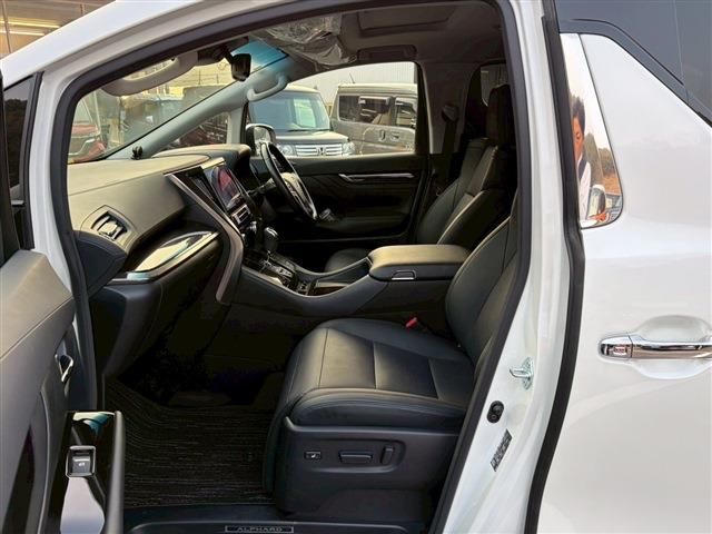 TOYOTA ALPHARD 2019 Image 31