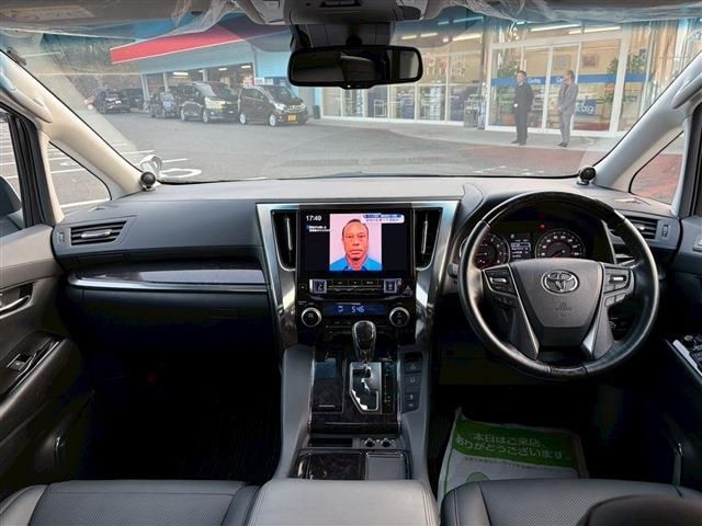 TOYOTA ALPHARD 2019 Image 31