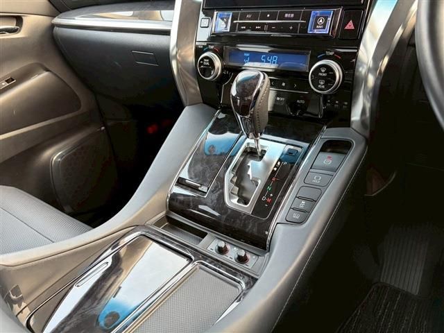 TOYOTA ALPHARD 2019 Image 31