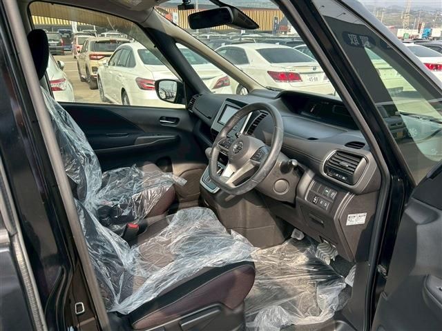 NISSAN SERENA  S-HYBRID 2017 Image 31