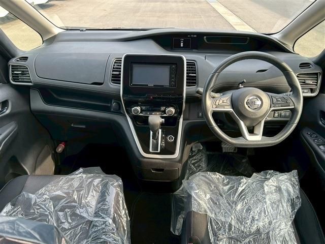 NISSAN SERENA  S-HYBRID 2017 Image 31