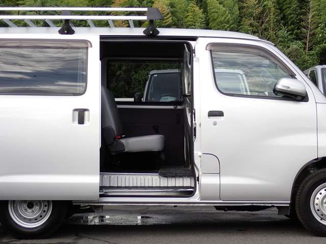 TOYOTA TOWNACE VAN 2WD 2021 Image 31