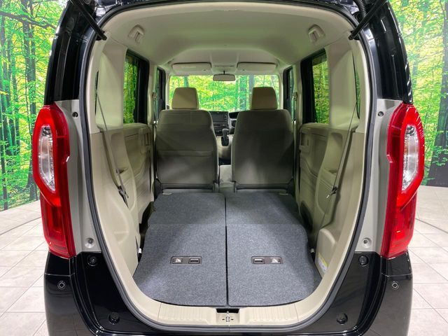 HONDA N BOX 2018 Image 31