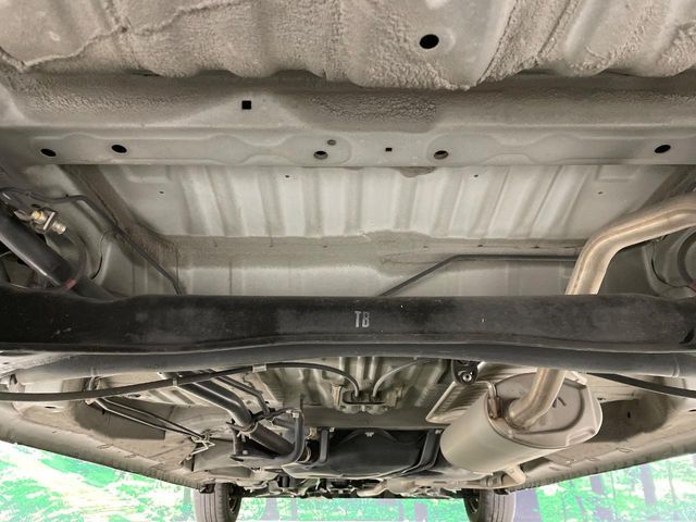 HONDA N BOX 2018 Image 31