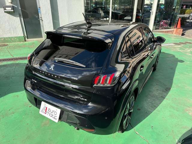 PEUGEOT 208 2020 Image 31