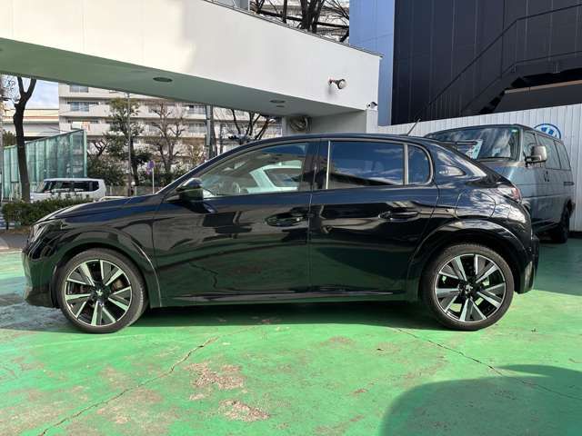 PEUGEOT 208 2020 Image 31