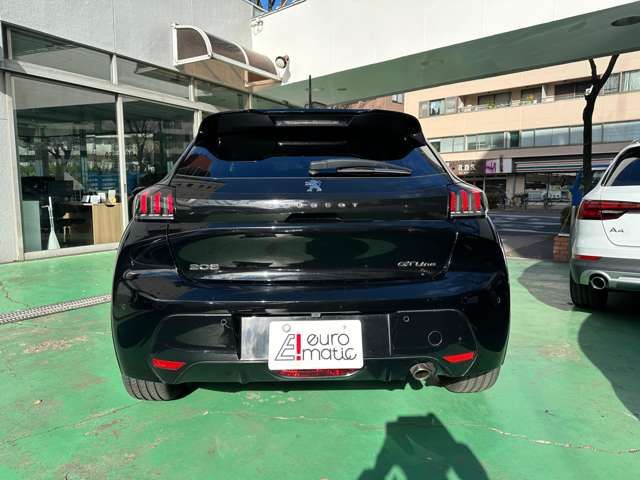 PEUGEOT 208 2020 Image 31