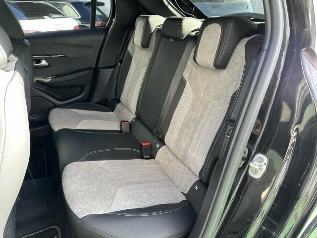 PEUGEOT 208 2020 Image 31