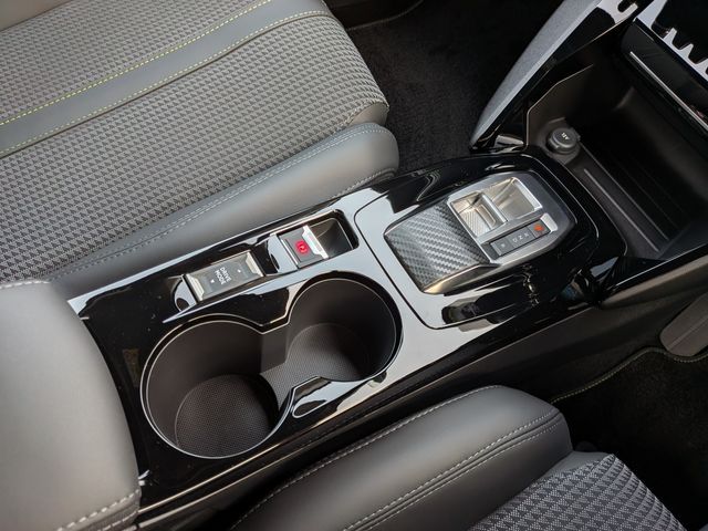PEUGEOT E-208 2025 Image 31