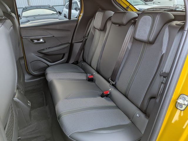 PEUGEOT E-208 2025 Image 31