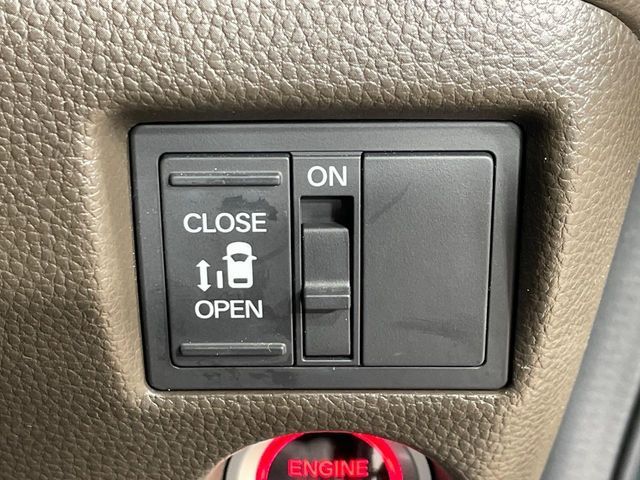 HONDA N BOX 2023 Image 31