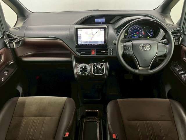 TOYOTA ESQUIRE HYBRID 2017 Image 31