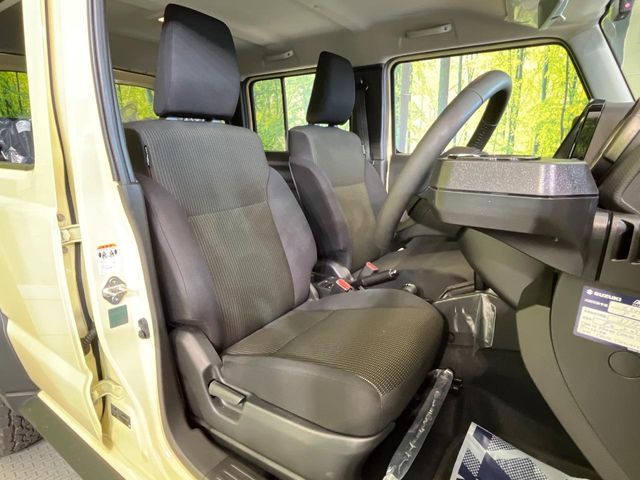 SUZUKI JIMNY NOMADE 2025 Image 31