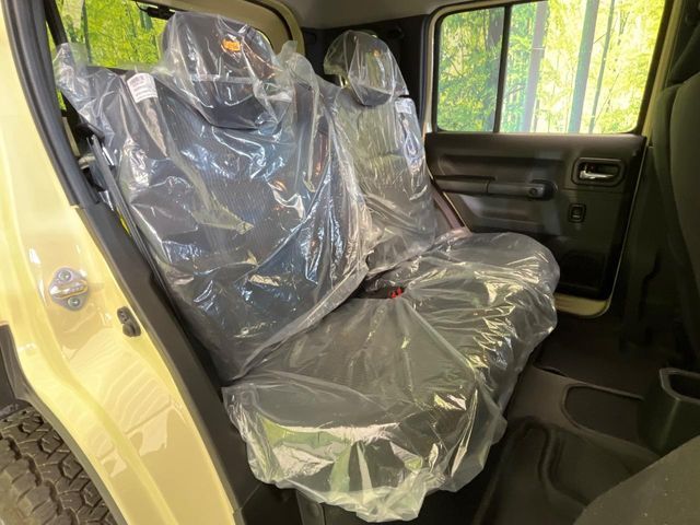 SUZUKI JIMNY NOMADE 2025 Image 31