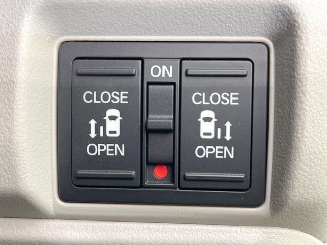 HONDA N BOX 2024 Image 31