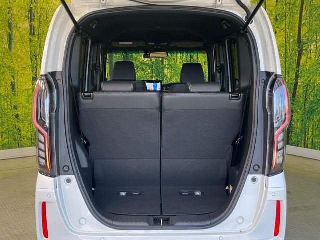 HONDA N BOX CUSTOM 2023 Image 31