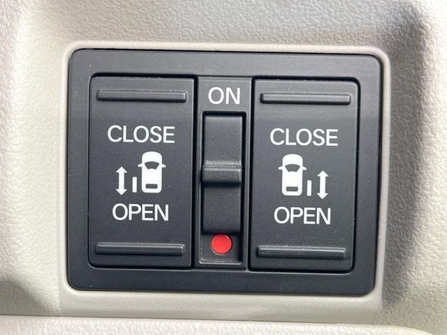 HONDA N BOX 2024 Image 31