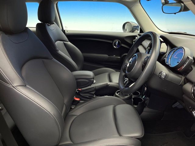 BMW MINI COOPER 2018 Image 31