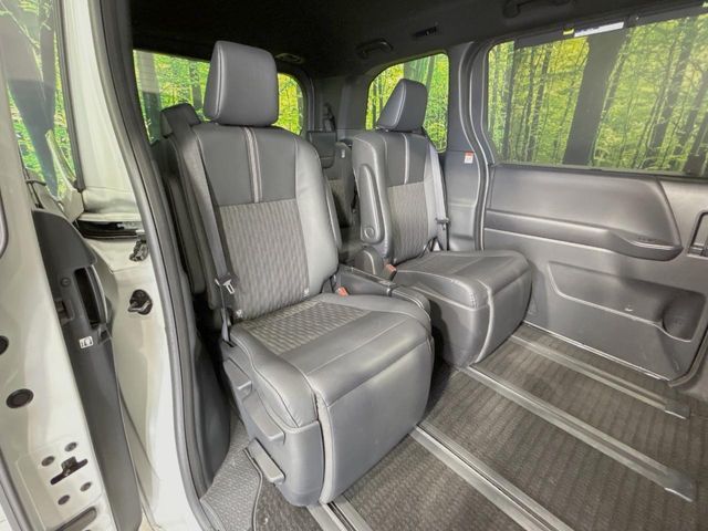 TOYOTA NOAH HYBRID 2024 Image 31