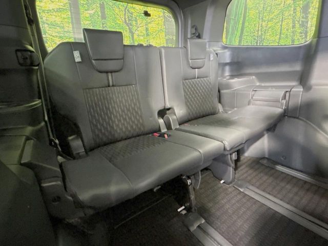 TOYOTA NOAH HYBRID 2024 Image 31