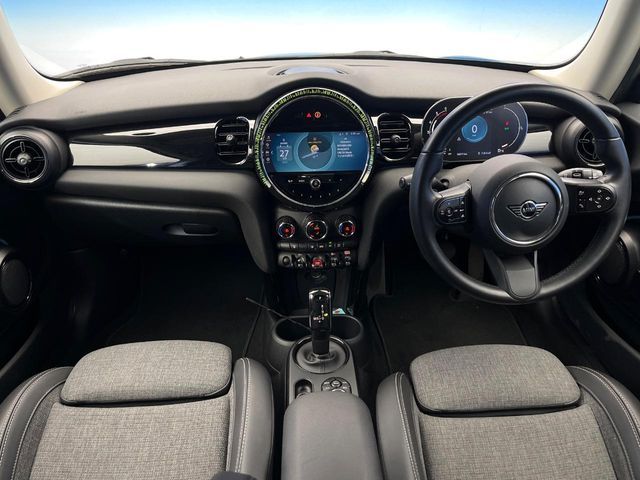 BMW MINI COOPER D 2021 Image 31