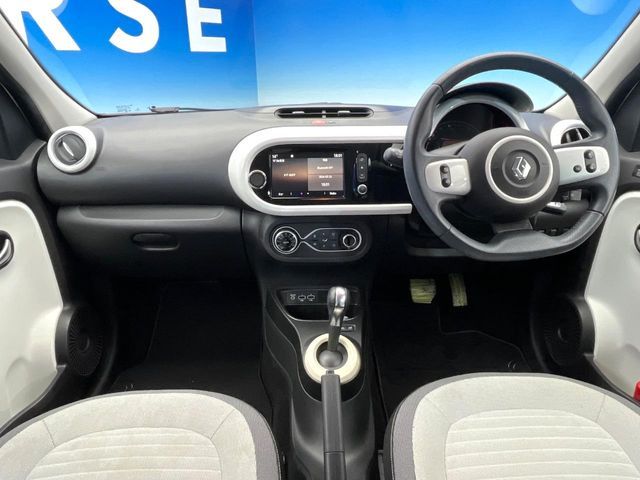 RENAULT TWINGO 2021 Image 31