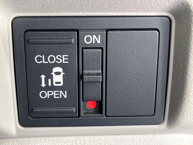 HONDA N BOX 2024 Image 31