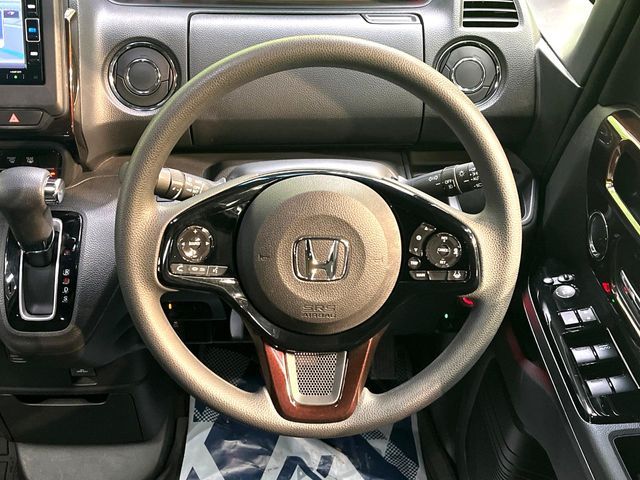 HONDA N BOX CUSTOM 2021 Image 31