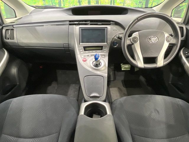 TOYOTA PRIUS 2014 Image 31