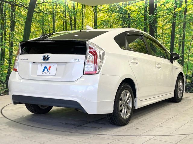 TOYOTA PRIUS 2014 Image 31