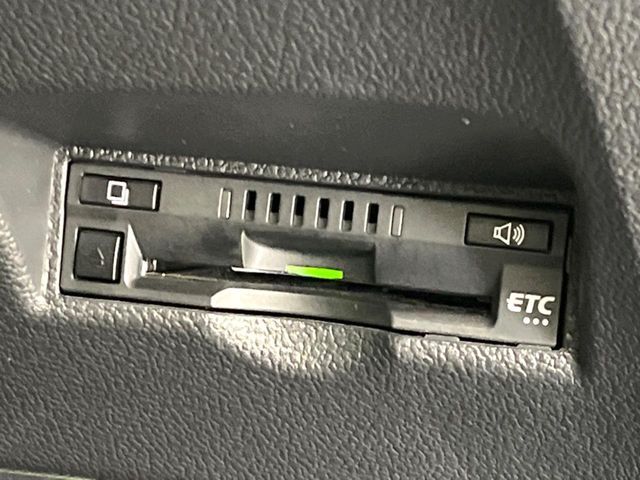 TOYOTA PRIUS 2016 Image 31