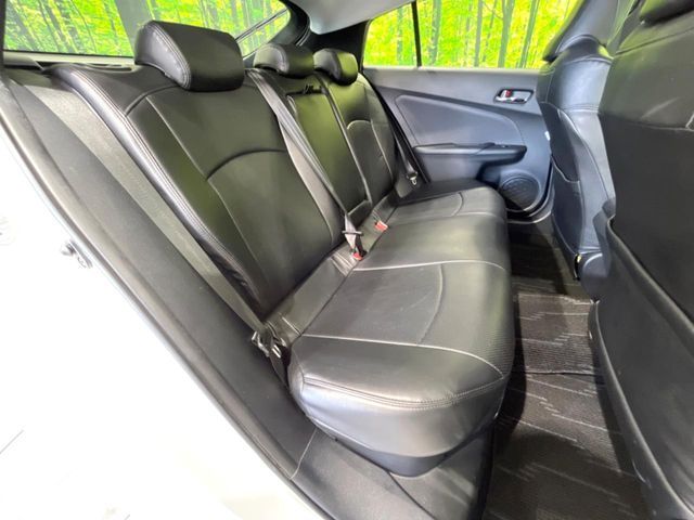 TOYOTA PRIUS 2016 Image 31