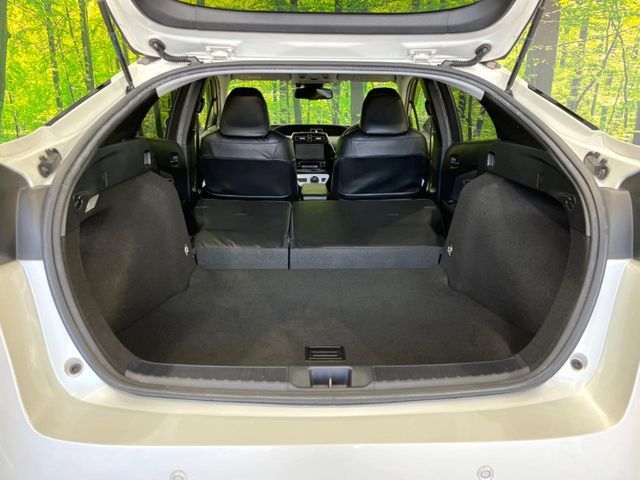 TOYOTA PRIUS 2016 Image 31