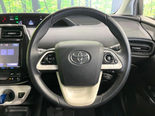 TOYOTA PRIUS 2016 Image 31