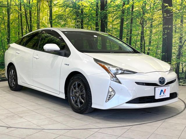TOYOTA PRIUS 2016 Image 31