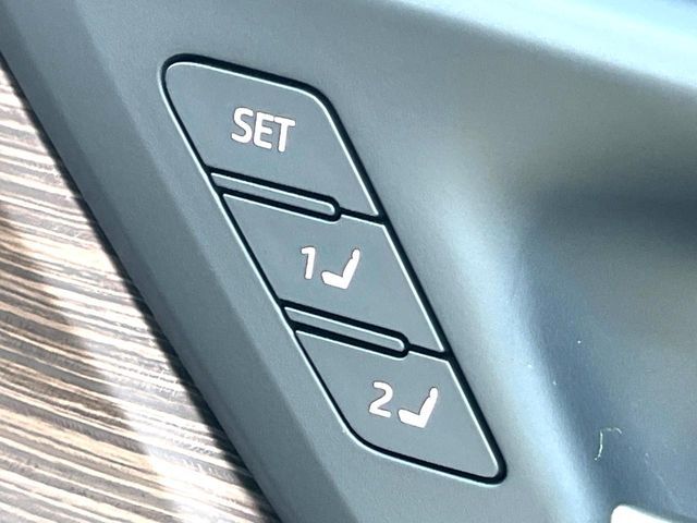 TOYOTA CROWN SEDAN HYBRID 2024 Image 31