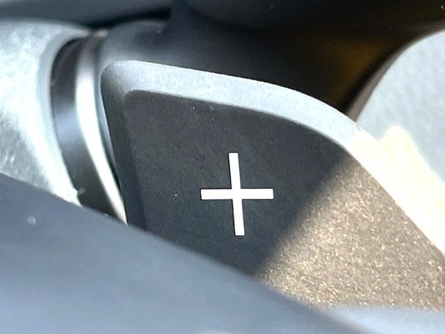 TOYOTA CROWN SEDAN HYBRID 2024 Image 31