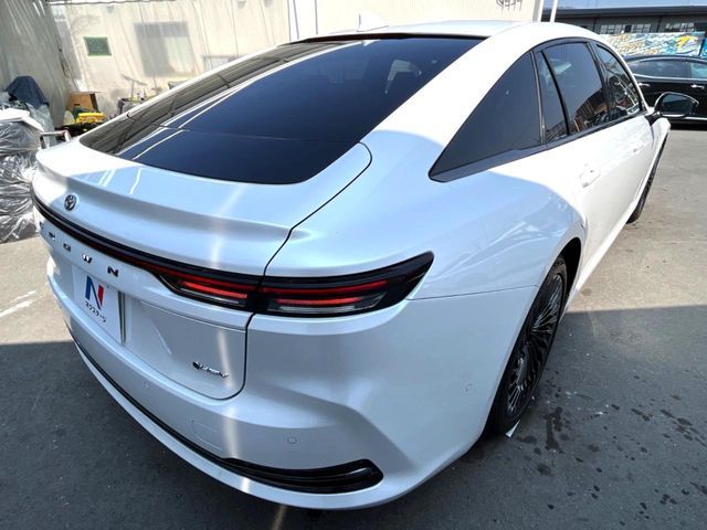 TOYOTA CROWN SEDAN HYBRID 2024 Image 31