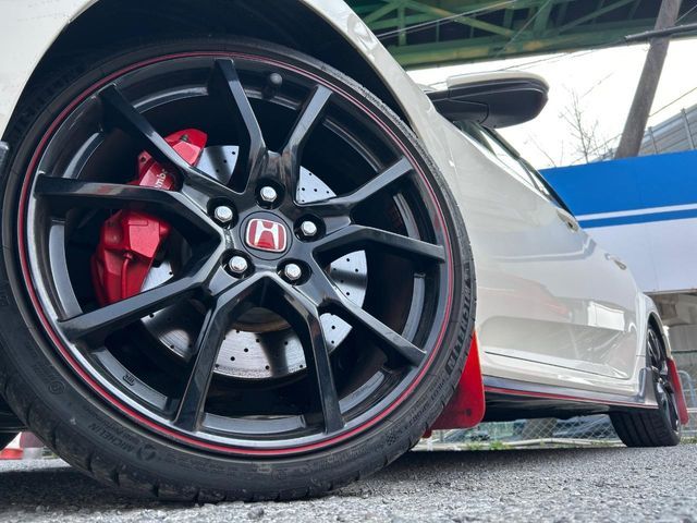 HONDA CIVIC HATCHBACK 2018 Image 31