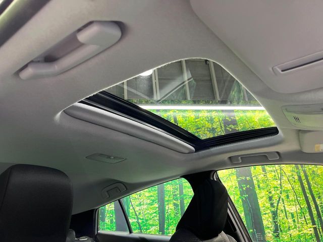 TOYOTA PRIUS 4WD 2019 Image 31